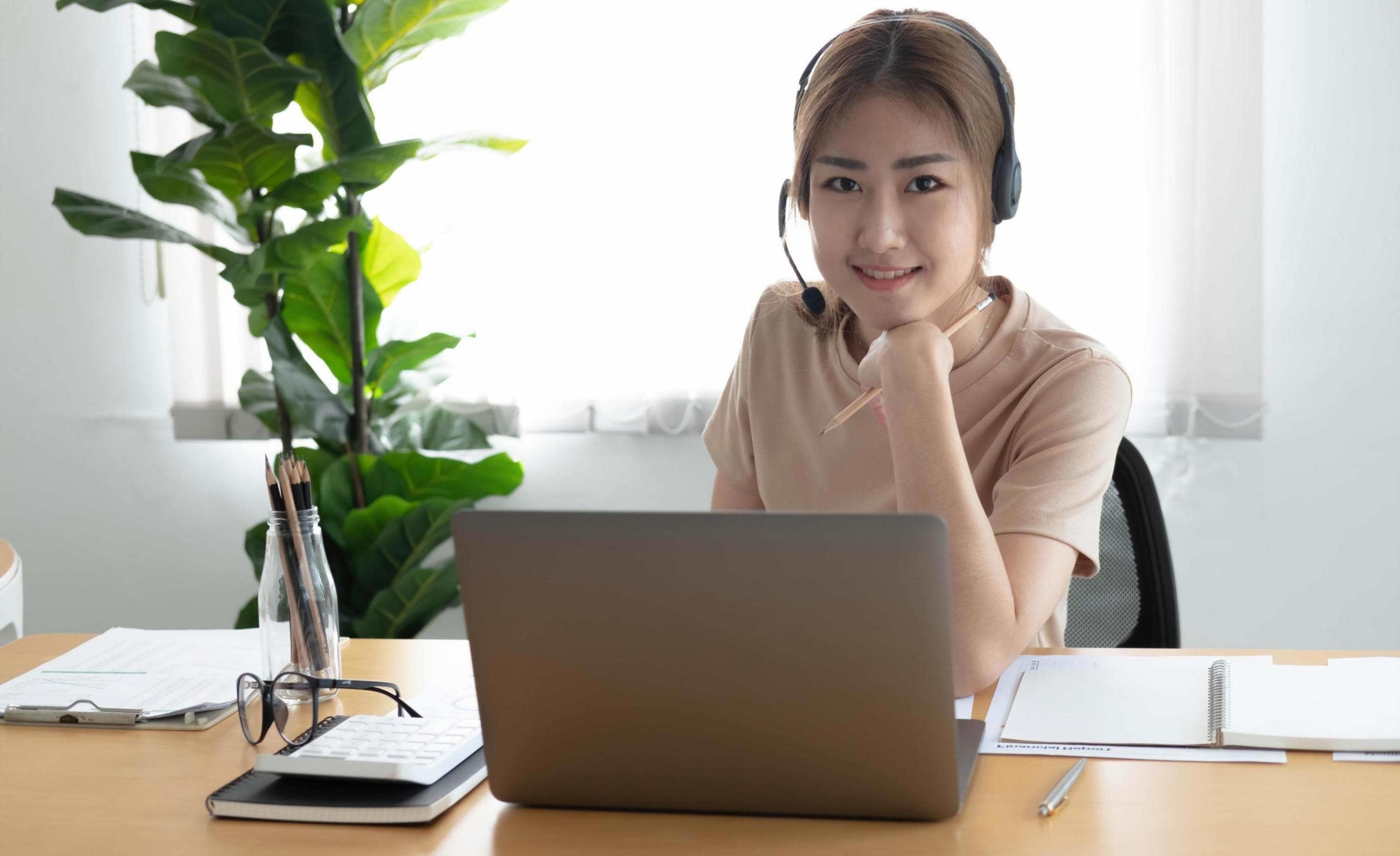 Equipo técnico en sesión de análisis ambiental